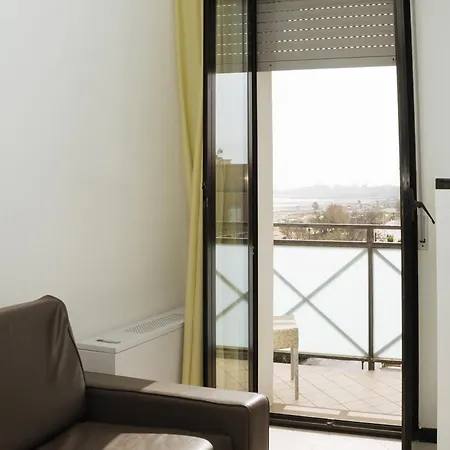 Gabbiano Apartamento *